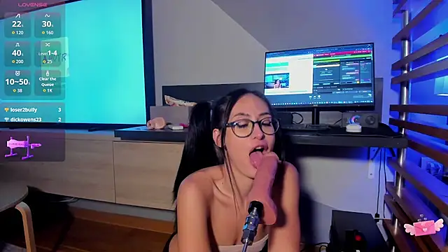 MiaJeanns online show from September 22, 5:48 pm