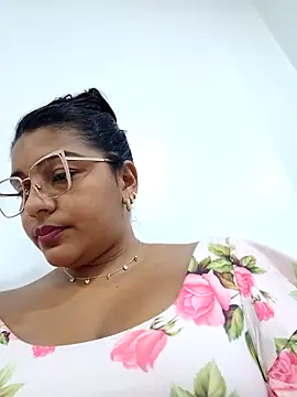Snapshot of anaesca chatting on February 25, 2:33 pm anaesca online show from February 25, 2:33 pm