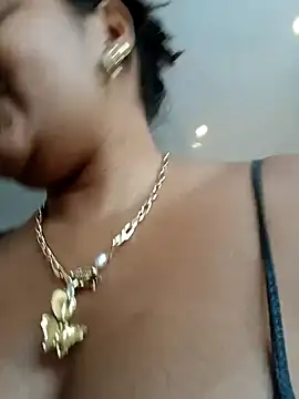 Snapshot of anaesca chatting on March 12, 5:38 pm anaesca online show from March 12, 5:38 pm