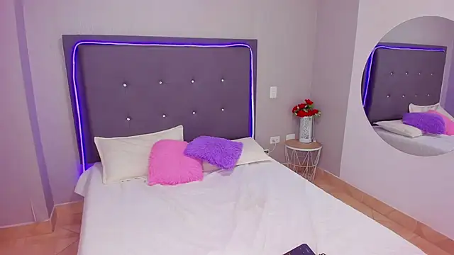 emma lye online show from February 2, 2:13 pm