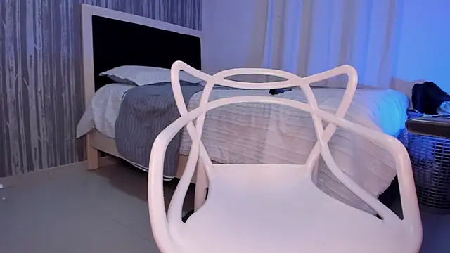 HugeCock Puppy online show from February 5, 12:10 am