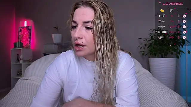 Tanya Acid online show from October 16, 11:44 am