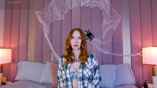 Snapshot of MayaSolar chatting on November 4, 5:39 am MayaSolar online show from November 4, 5:39 am