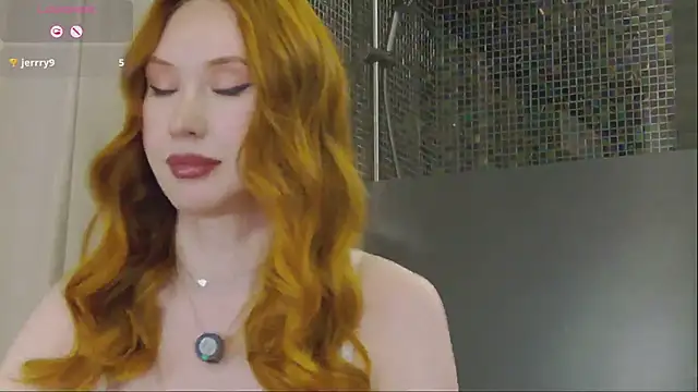 Snapshot of MayaSolar chatting on November 22, 5:28 am MayaSolar online show from November 22, 5:28 am