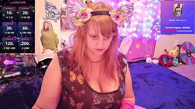 BabyZelda online show from July 6, 12:13 pm