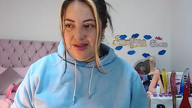 lanaqueen699 online show from December 30, 12:20 pm