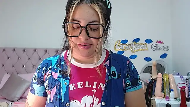 lanaqueen699 online show from January 20, 6:43 pm