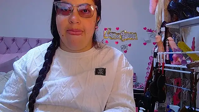 lanaqueen699 online show from June 12, 12:15 pm