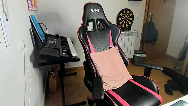 Ama music online show from October 6, 8:45 am