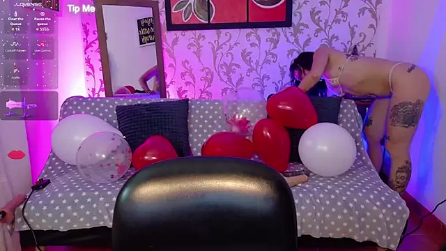 Snapshot of Hi_Marceline chatting on February 14, 5:53 pm Hi Marceline online show from February 14, 5:53 pm