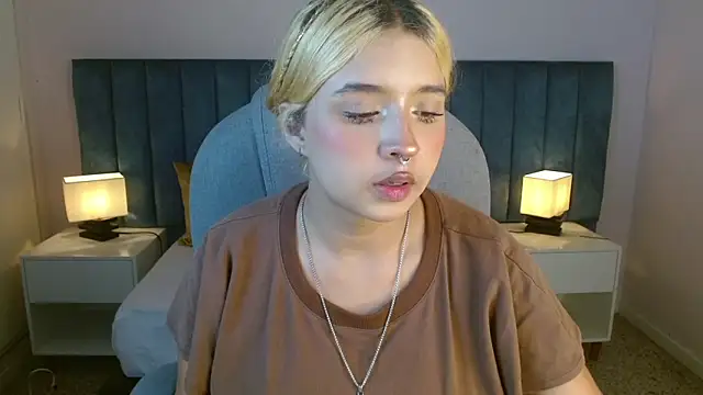 april bunnyy online show from January 3, 7:07 pm