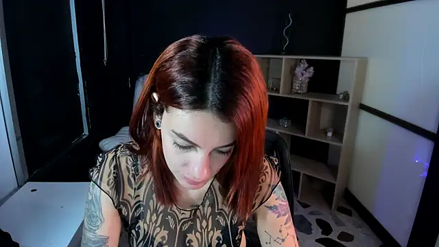 Snapshot of Melany_Luv chatting on December 23, 2:35 am Melany Luv online show from December 23, 2:35 am
