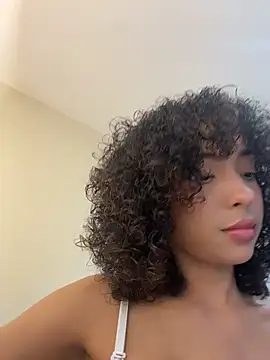 OSHUN  online show from March 22, 2:42 pm