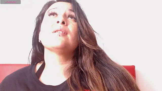Snapshot of amydeepqueen chatting on December 4, 12:03 pm amydeepqueen online show from December 4, 12:03 pm