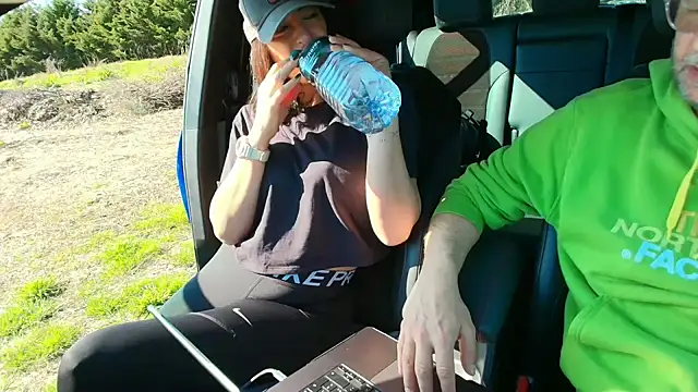 Snapshot of lullina1 chatting on March 16, 9:57 am lullina1 online show from March 16, 9:57 am