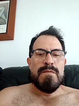 Snapshot of SbasTone_Muscle chatting on April 4, 12:13 pm SbasTone Muscle online show from April 4, 12:13 pm