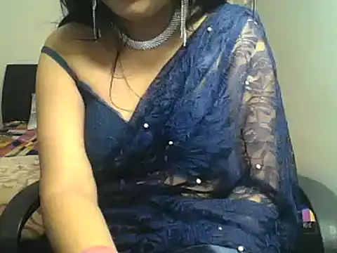 Snapshot of BIG_HEARTED chatting on January 17, 10:45 pm BIG HEARTED online show from January 17, 10:45 pm