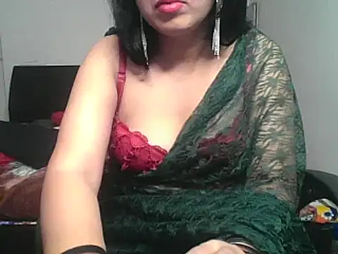 Snapshot of BIG_HEARTED chatting on February 18, 11:19 pm BIG HEARTED online show from February 18, 11:19 pm