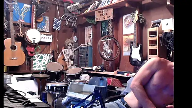 Snapshot of itsjameswebbscope chatting on September 26, 6:56 pm itsjameswebbscope online show from September 26, 6:56 pm