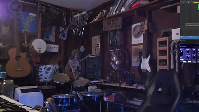 Snapshot of itsjameswebbscope chatting on October 5, 12:09 am itsjameswebbscope online show from October 5, 12:09 am