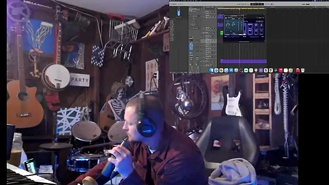 Snapshot of itsjameswebbscope chatting on October 14, 2:23 am itsjameswebbscope online show from October 14, 2:23 am