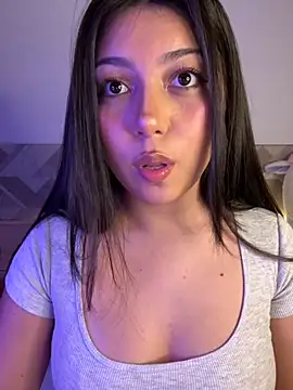 Maii chan online show from December 18, 5:35 am