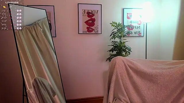 VanessaSmuth online show from September 29, 1:55 am