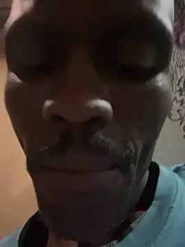 Snapshot of BringBackLostLover chatting on October 4, 2:42 am BringBackLostLover online show from October 4, 2:42 am