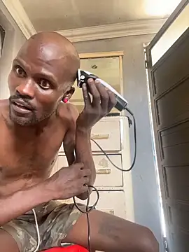 Snapshot of BringBackLostLover chatting on February 11, 11:48 am BringBackLostLover online show from February 11, 11:48 am