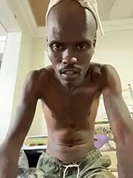 Snapshot of BringBackLostLover chatting on February 21, 1:23 pm BringBackLostLover online show from February 21, 1:23 pm