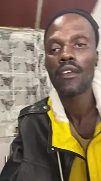 Snapshot of BringBackLostLover chatting on April 12, 5:29 pm BringBackLostLover online show from April 12, 5:29 pm