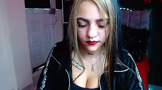 Violettasquirt online show from January 7, 1:57 pm