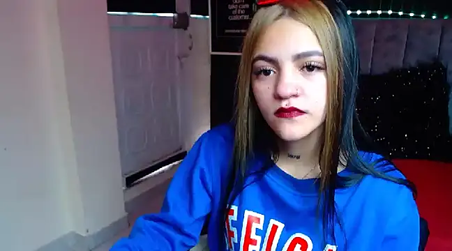 Violettasquirt online show from January 15, 3:18 pm