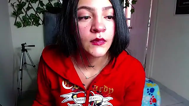 Violettasquirt online show from July 21, 1:35 pm