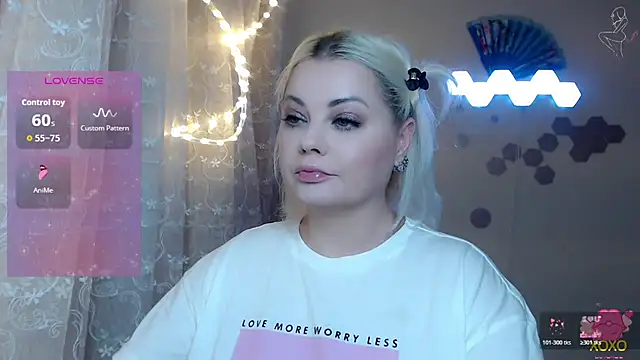 JewellKiss7 online show from December 1, 4:12 pm