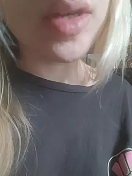 Linda 999 online show from March 4, 11:08 am