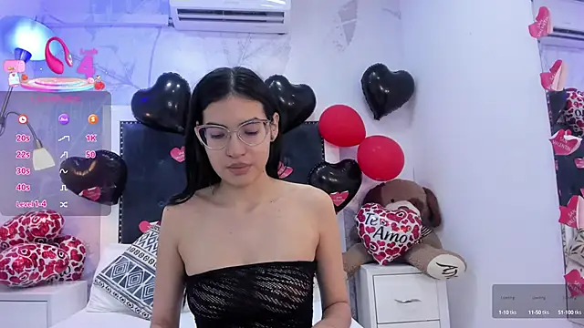 Snapshot of Cameron_cutee chatting on February 18, 7:09 pm Cameron cutee online show from February 18, 7:09 pm