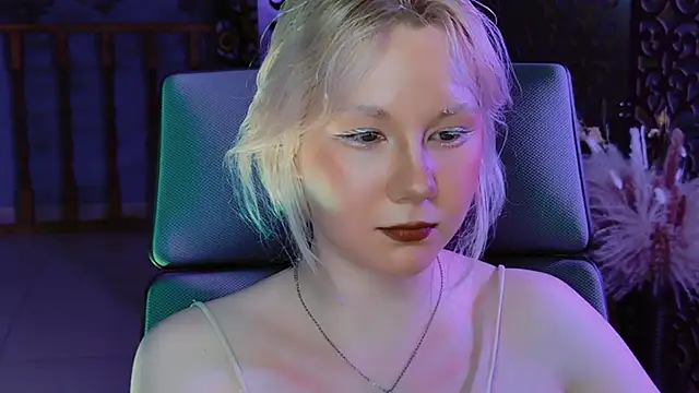 NancyMartinez online show from December 28, 7:11 pm
