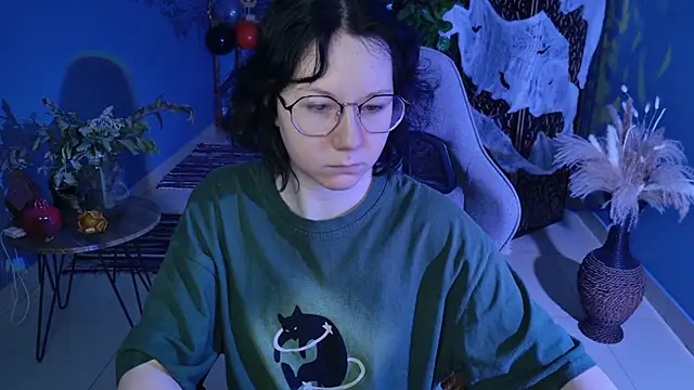 NancyMartinez online show from October 24, 5:04 am