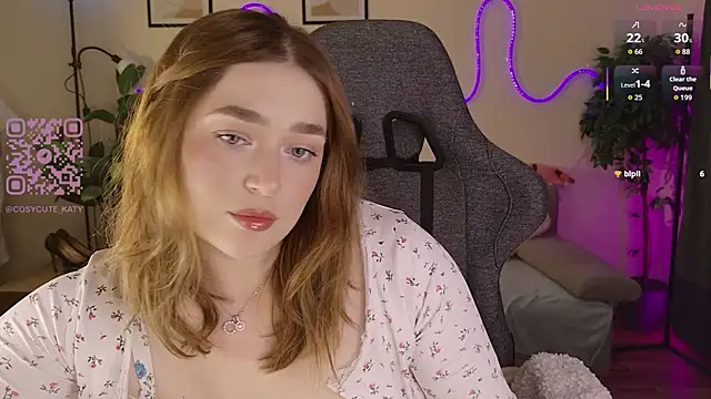 cosycute  online show from August 8, 6:10 pm