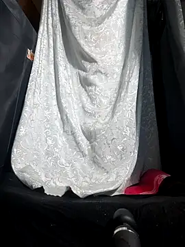 LunaDrago online show from October 13, 10:04 am