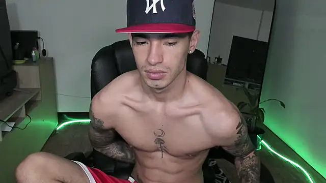 Damon  333 online show from January 6, 10:01 pm