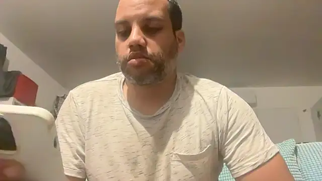 AbsolutMouuah online show from May 2, 1:32 am