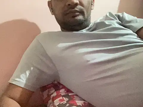 NiceBoy9099 online show from December 2, 4:57 pm