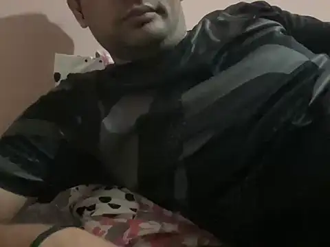 Snapshot of NiceBoy9099 chatting on February 26, 5:56 pm NiceBoy9099 online show from February 26, 5:56 pm