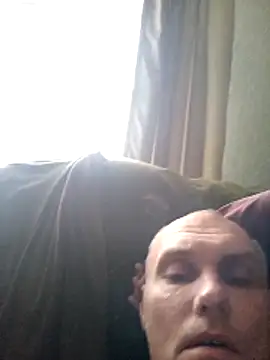 Snapshot of Pineapple04 chatting on January 6, 11:25 am Pineapple04 online show from January 6, 11:25 am