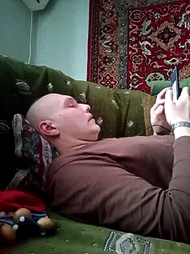 Snapshot of Pineapple04 chatting on February 15, 5:15 am Pineapple04 online show from February 15, 5:15 am