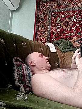 Snapshot of Pineapple04 chatting on March 12, 5:57 am Pineapple04 online show from March 12, 5:57 am