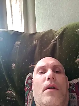 Snapshot of Pineapple04 chatting on March 22, 4:38 am Pineapple04 online show from March 22, 4:38 am