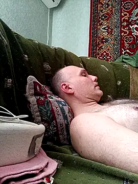 Snapshot of Pineapple04 chatting on March 27, 8:59 am Pineapple04 online show from March 27, 8:59 am